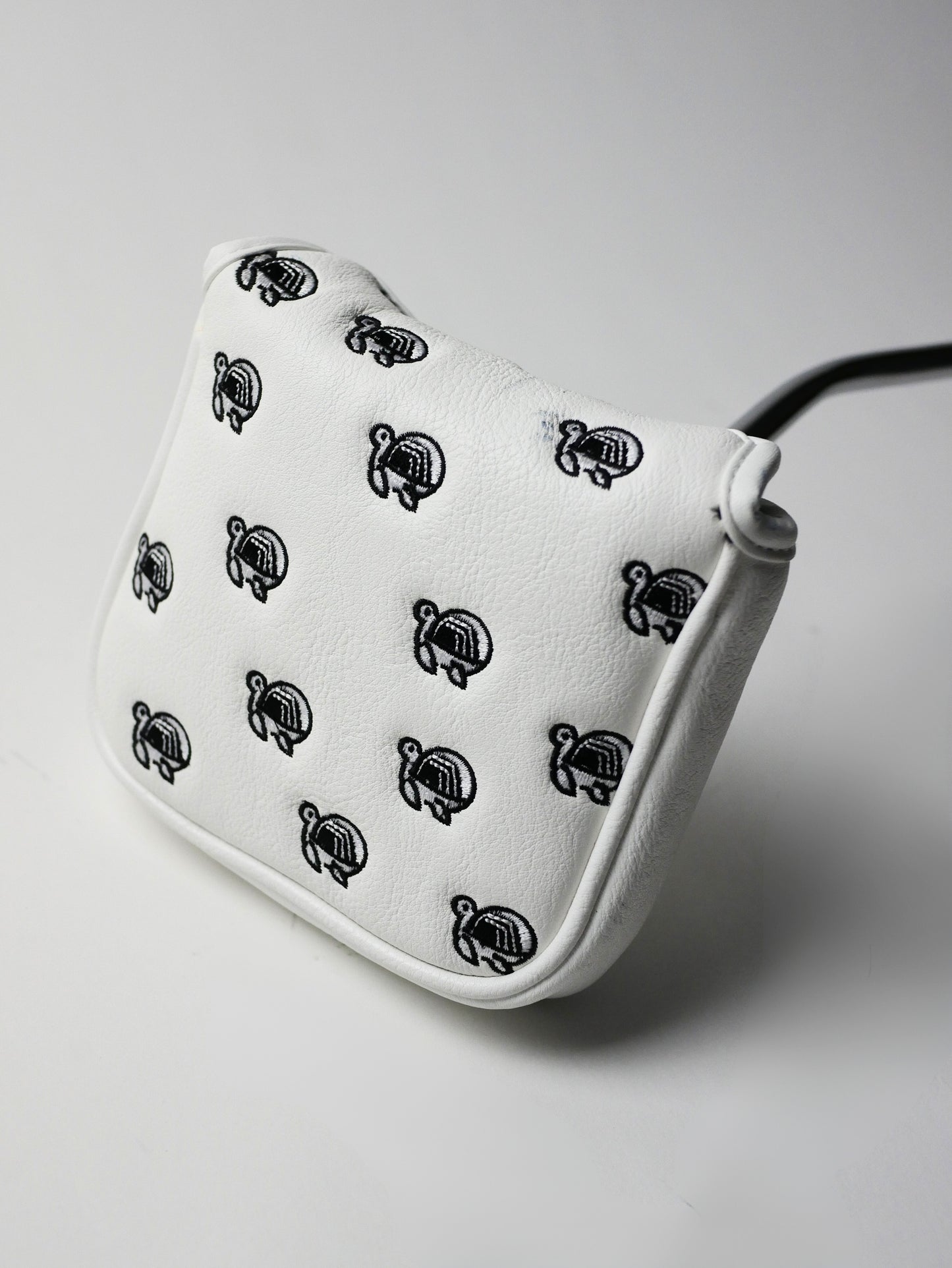 "CARAPACE" Mallet Putter Cover